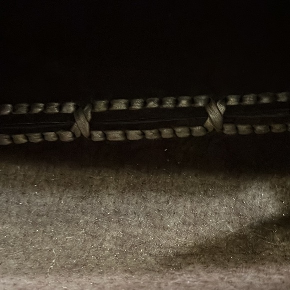 Que Chula Silver Leather Make Up Bag - Picture 5 of 6